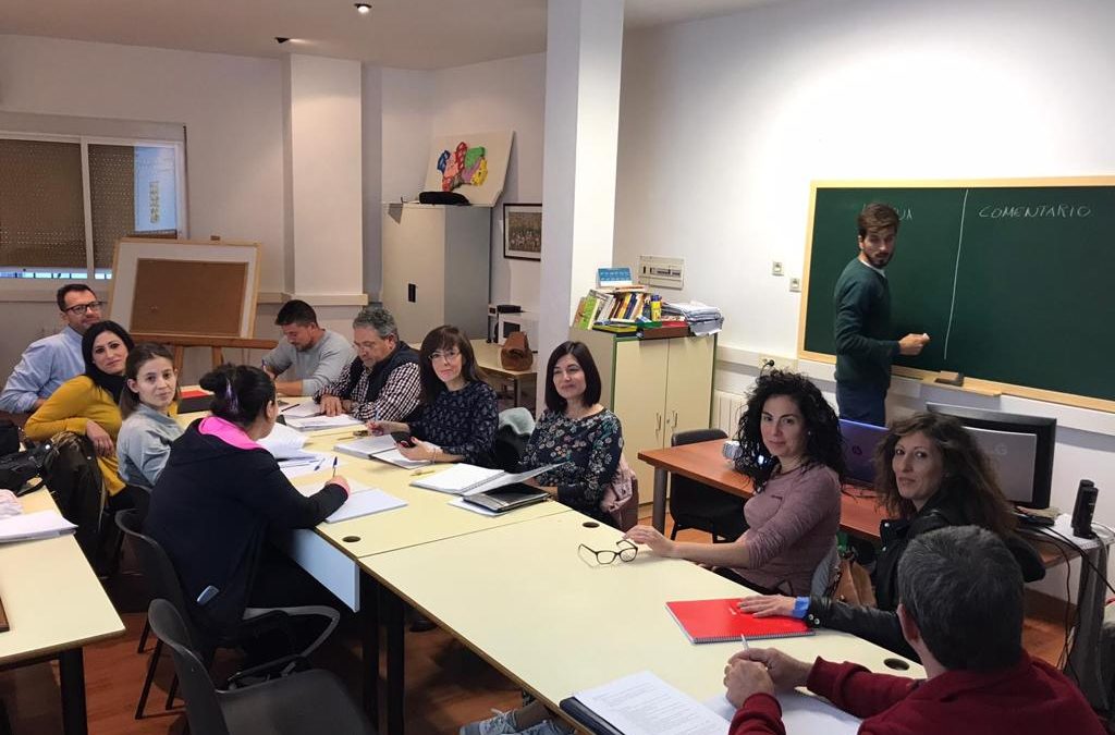 CLASES DE ACCESO A LA UNIVERSIDAD PARA MAYORES DE 25